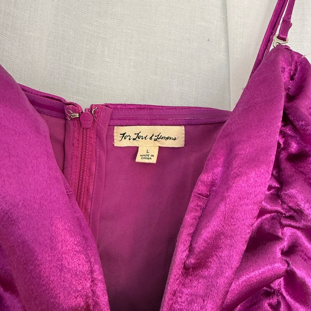For Love & Lemons Magenta Mini ✿ Ruched Metallic - Picture 4 of 7